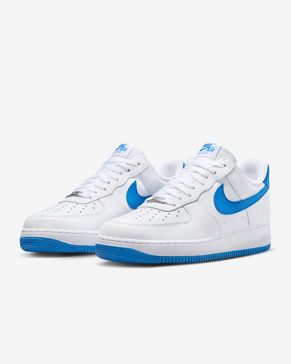 Nike Air Force 1 07 Men s Shoes. Nike BG